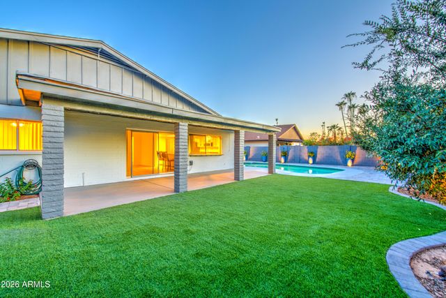 1704 W KIOWA Avenue, Mesa, AZ 85202