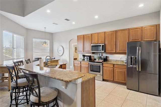 1727 SOUTHERN OAK LOOP, Minneola, FL 34715