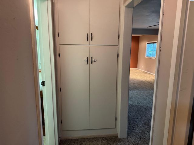 612 Blue Street, Richland, WA 99354