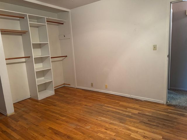 612 Blue Street, Richland, WA 99354