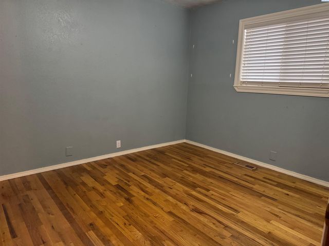 612 Blue Street, Richland, WA 99354