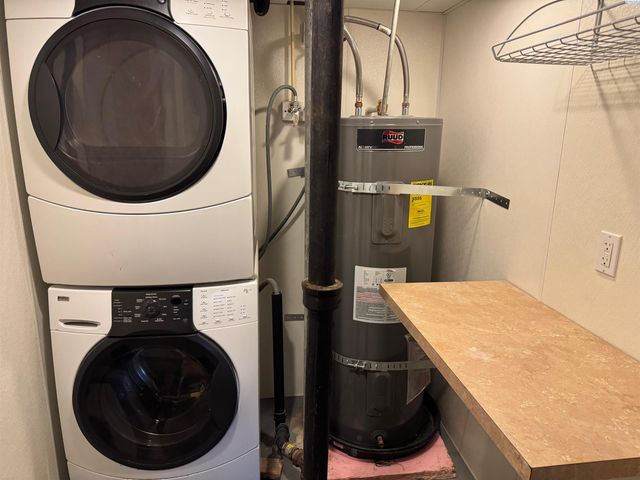 612 Blue Street, Richland, WA 99354