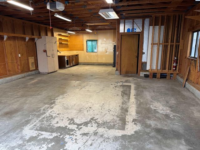 612 Blue Street, Richland, WA 99354