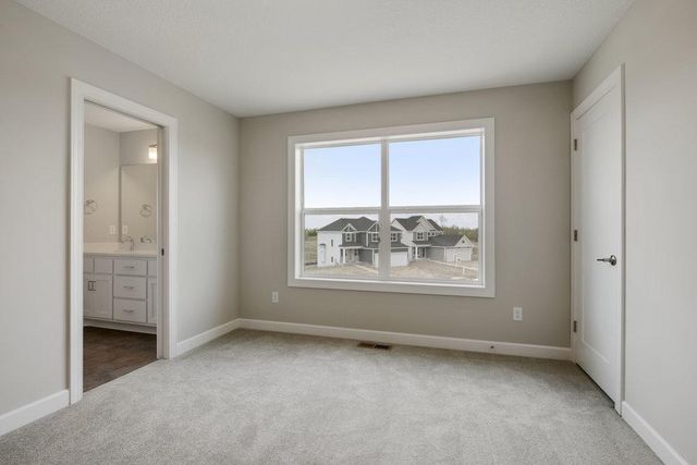 5910 Freeland Alcove N, Hugo, MN 55038