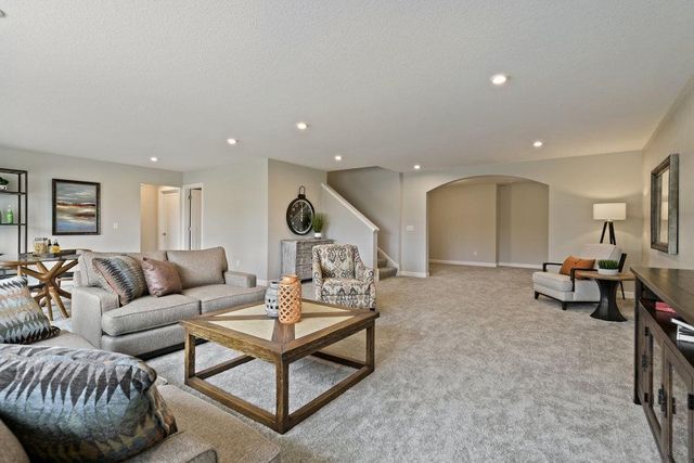 5910 Freeland Alcove N, Hugo, MN 55038