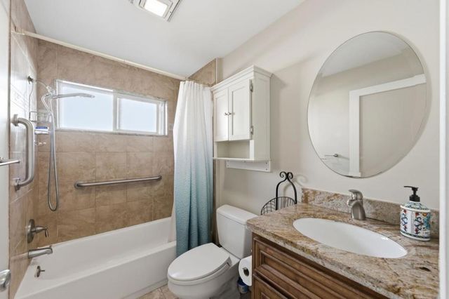 976 2nd Avenue, Redwood City, CA 94063