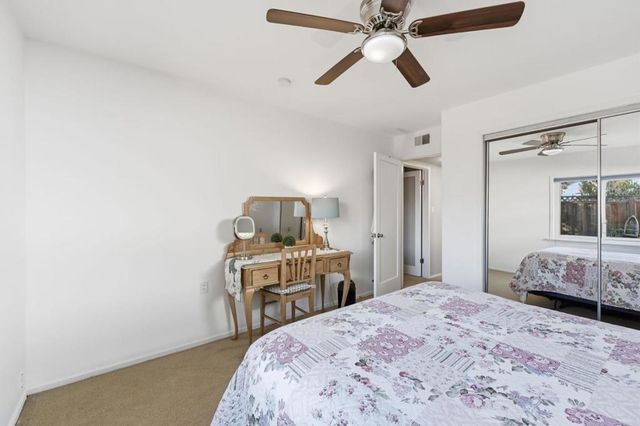 976 2nd Avenue, Redwood City, CA 94063