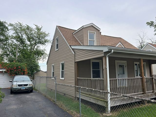 7519 Latrobe Avenue, Burbank, IL 60459