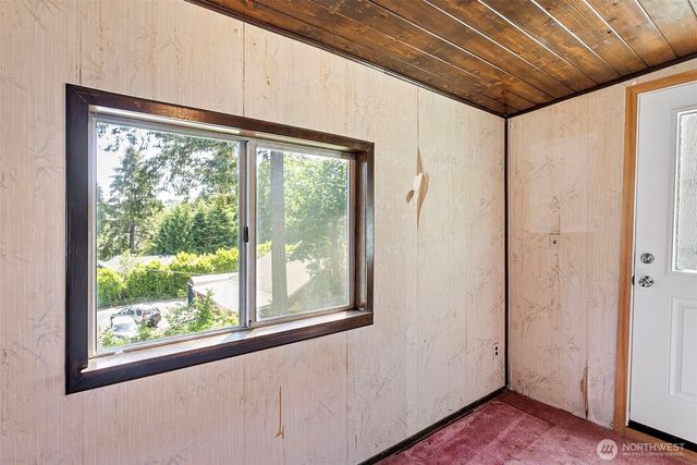 940 Yoder Lane NE, Bremerton, WA 98311