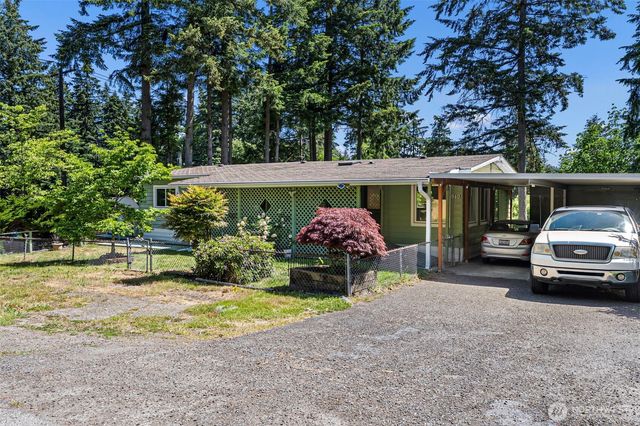 940 Yoder Lane NE, Bremerton, WA 98311