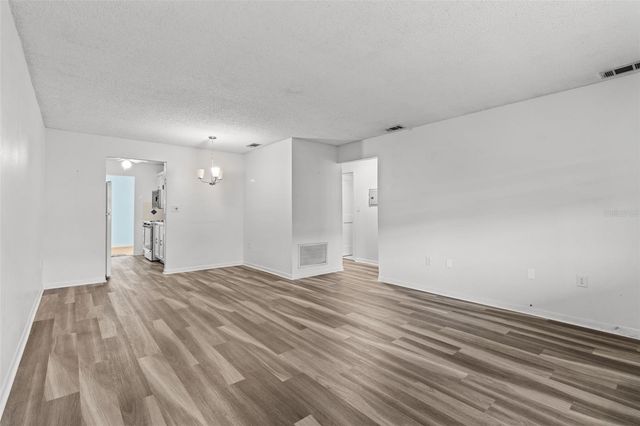 5257 81ST LANE N 17, St Petersburg, FL 33709