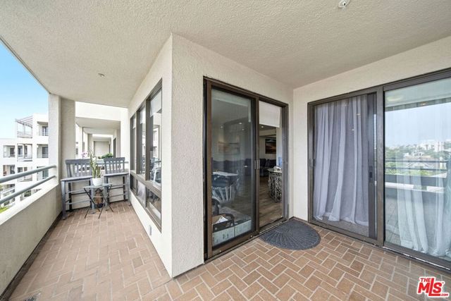 122 Ocean Park Boulevard 507, Santa Monica, CA 90405