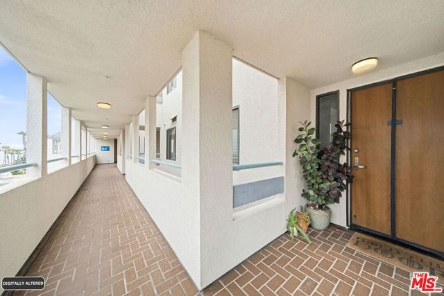 122 Ocean Park Boulevard 507, Santa Monica, CA 90405