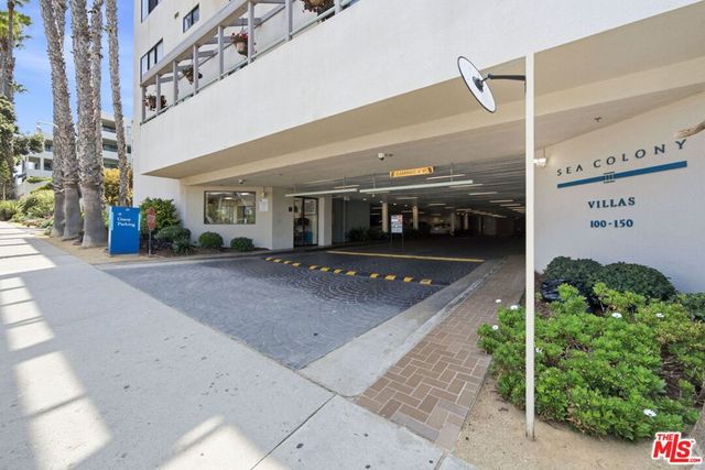 122 Ocean Park Boulevard 507, Santa Monica, CA 90405