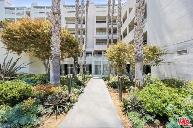 122 Ocean Park Boulevard 507, Santa Monica, CA 90405