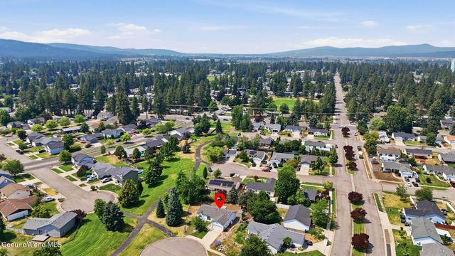 2007 N Mackenzie DR, Post Falls, ID 83854