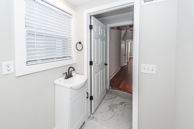 108 America Street, Charleston, SC 29403