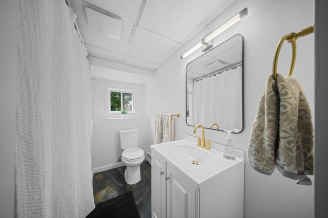 1109 Shootflying Hill Road, Centerville, MA 02632