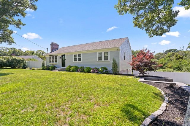 1109 Shootflying Hill Road, Centerville, MA 02632