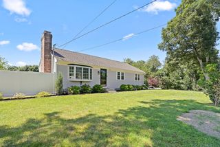 1109 Shootflying Hill Road, Centerville, MA 02632