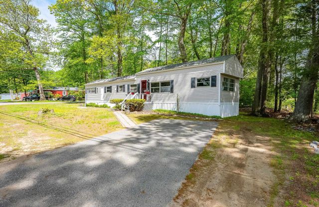 2 Hemlock Haven Drive, Hampton, NH 03842