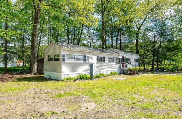 2 Hemlock Haven Drive, Hampton, NH 03842
