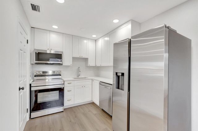 950 29th Street, West Palm Beach, FL 33407
