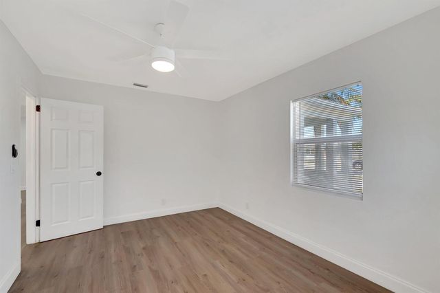 950 29th Street, West Palm Beach, FL 33407
