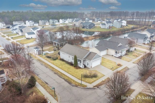 10864 Constant Drive, Allendale, MI 49401