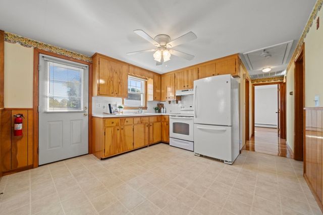 2 Wolcott Road, Saugus, MA 01906