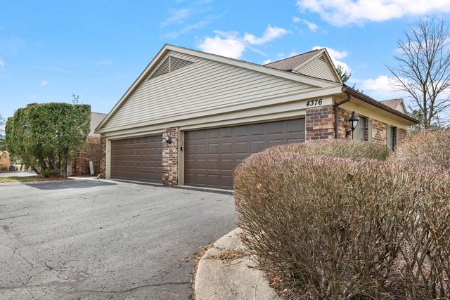 4376 Knightsbridge Lane, West Bloomfield Twp, MI 48323