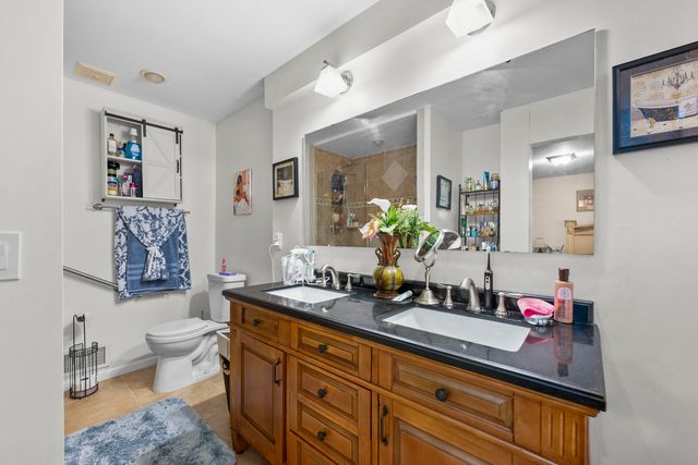 4376 Knightsbridge Lane, West Bloomfield Twp, MI 48323