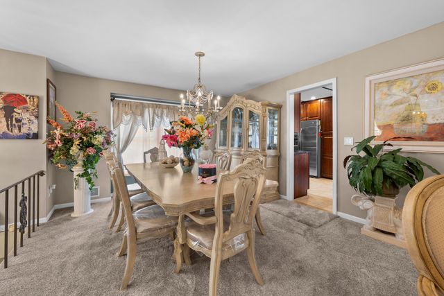 4376 Knightsbridge Lane, West Bloomfield Twp, MI 48323