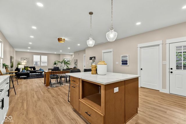 4548 Caroline Street, Indianapolis, IN 46205