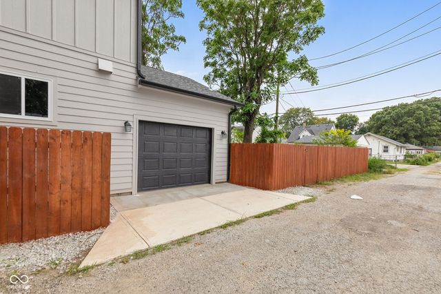 4548 Caroline Street, Indianapolis, IN 46205