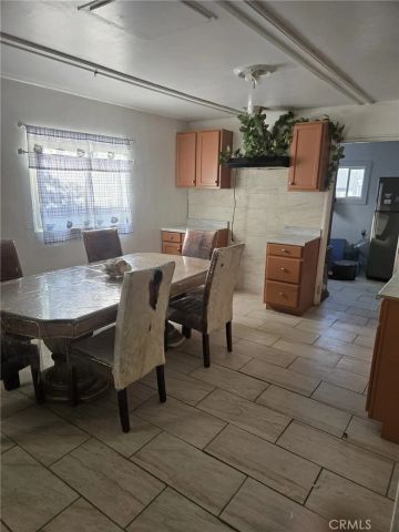 515 Crawford Street, Bakersfield, CA 93305