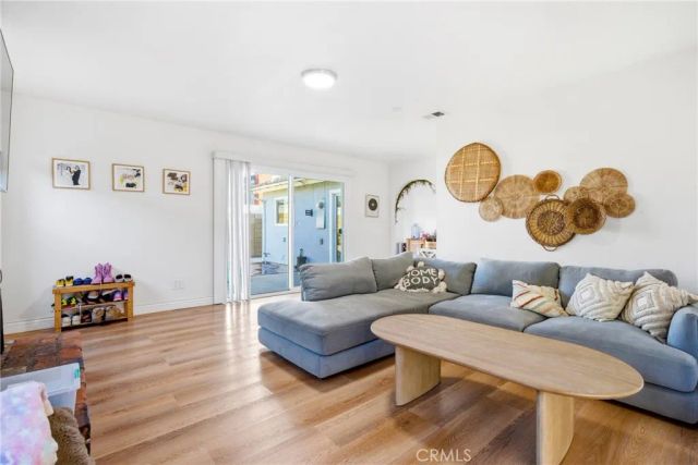 17571 Wrightwood Lane, Huntington Beach, CA 92649