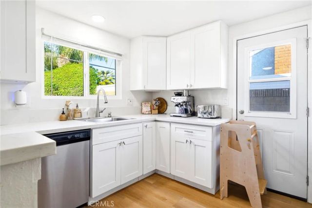 17571 Wrightwood Lane, Huntington Beach, CA 92649