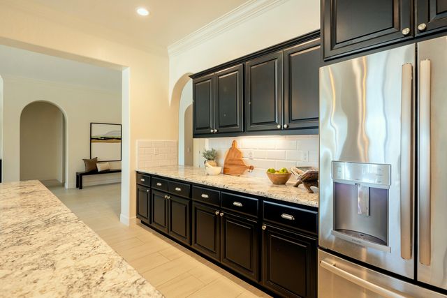 3636 Elberta Circle, Dinuba, CA 93618