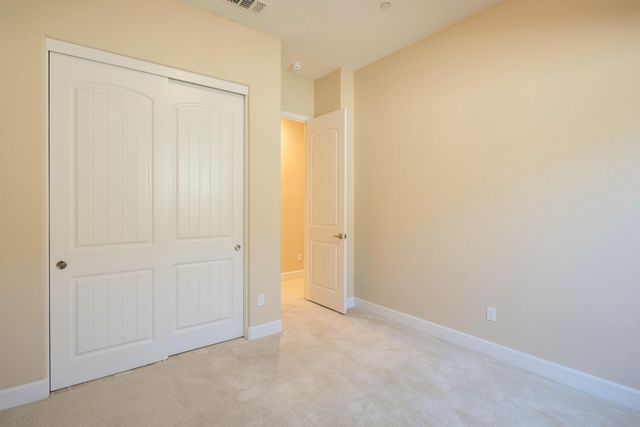 3636 Elberta Circle, Dinuba, CA 93618