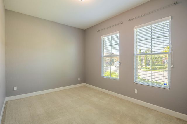 3636 Elberta Circle, Dinuba, CA 93618