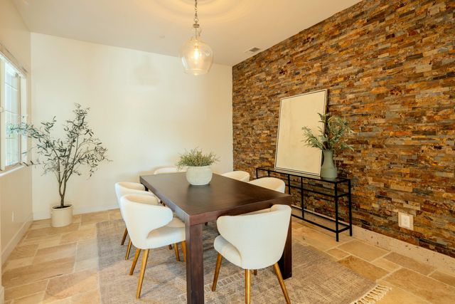 3636 Elberta Circle, Dinuba, CA 93618