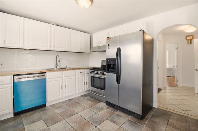 35 Clemente Drive, East Greenwich, RI 02818