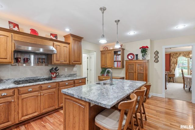 1020 FINCH Drive, Geneseo, IL 61254