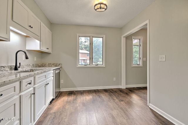 1111 Timbers East *, Greeneville, TN 37745