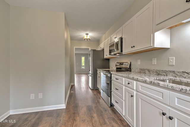 1111 Timbers East *, Greeneville, TN 37745