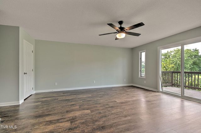 1111 Timbers East *, Greeneville, TN 37745