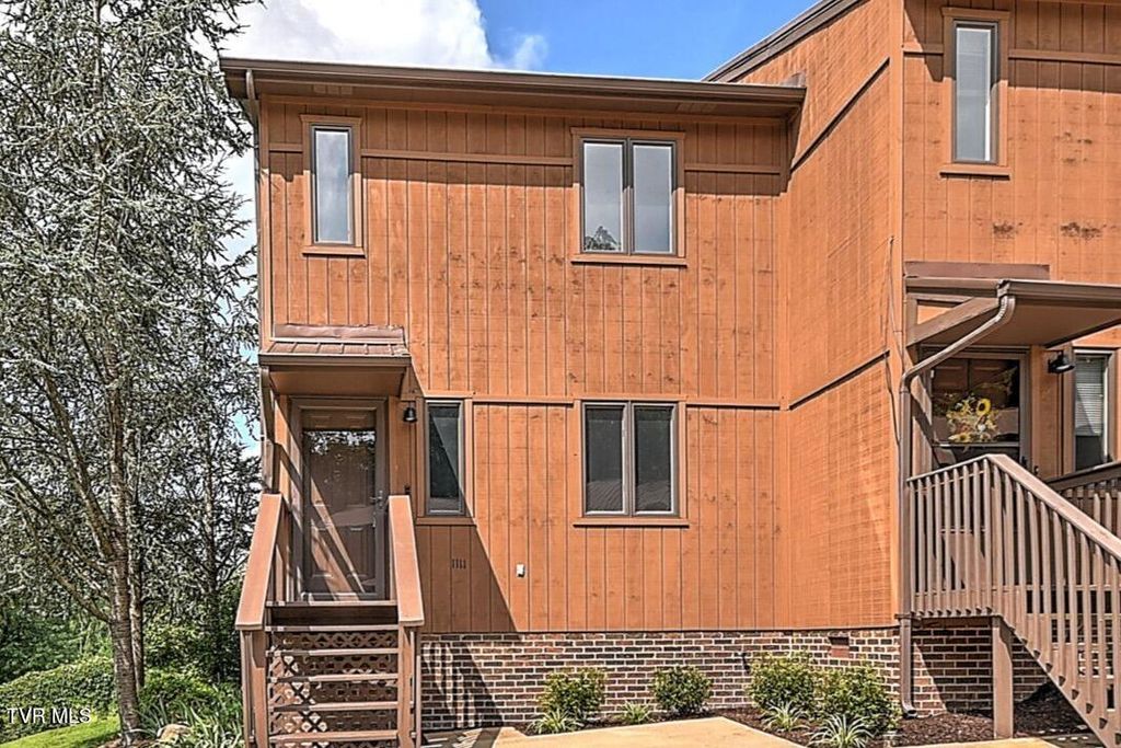 1111 Timbers East *, Greeneville, TN 37745