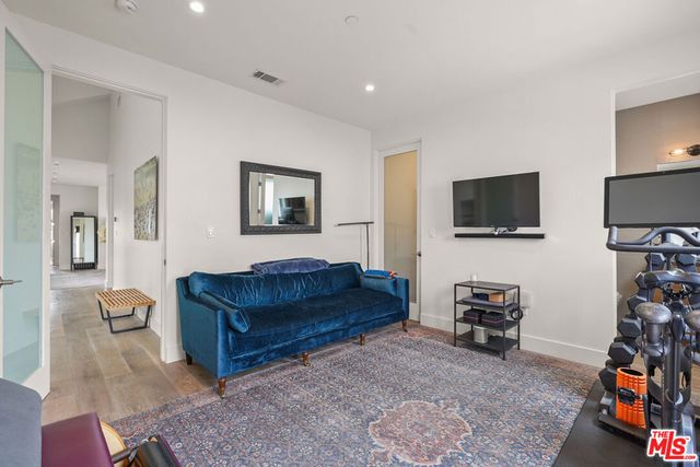 924 Vernon Avenue, Venice, CA 90291