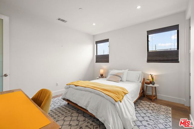 924 Vernon Avenue, Venice, CA 90291